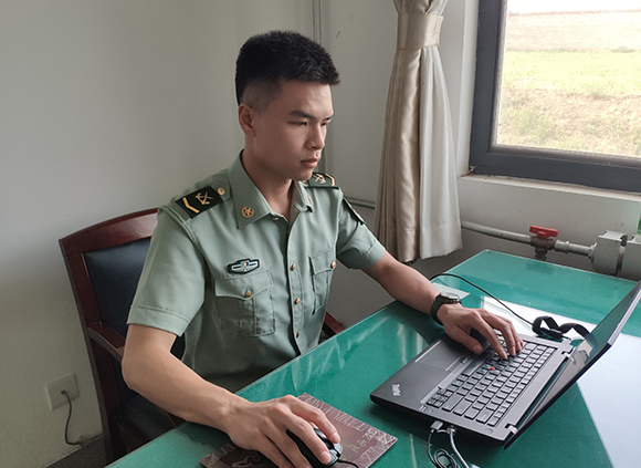 從軍營(yíng)到廣重：永不褪色的忠誠(chéng)與擔(dān)當(dāng)